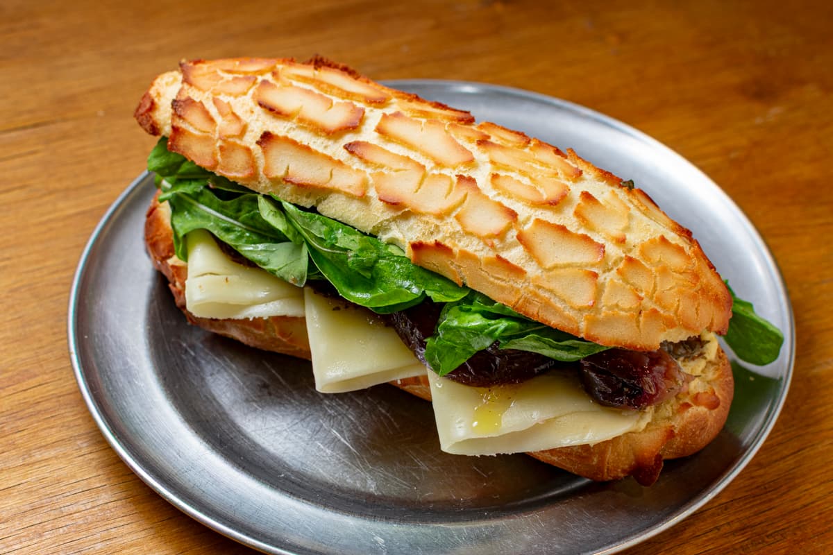 Sandwich de berenjena al escabeche